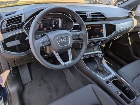 New 2025 Audi Q3 2.0T Premium image 7