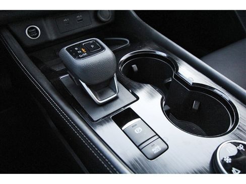 Used 2022 Nissan Rogue Platinum w/ Head-Up Display Package image 24