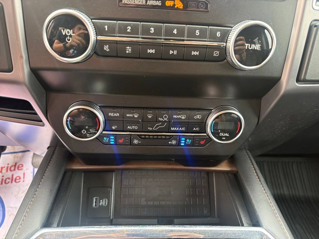 Certified 2020 Ford Expedition Platinum AWD/4WD image 34