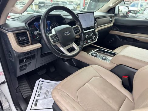 Used 2024 Ford Expedition Max Limited image 11