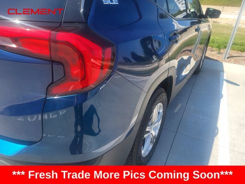 Used 2019 GMC Terrain SLE w/ Driver Convenience Package FWD image 5