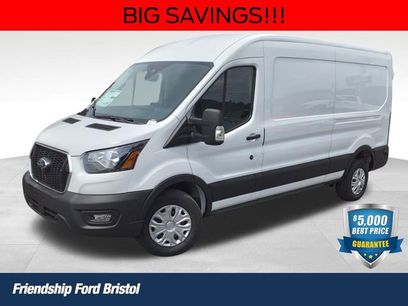 New 2024 Ford Transit 250 148 Medium Roof w/ Exterior Upgrade Package