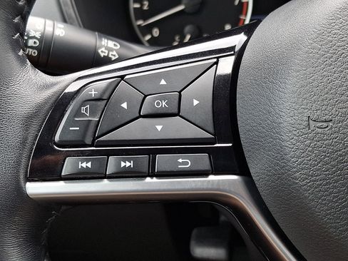 Used 2019 Nissan Altima 2.5 SV AWD/4WD image 21