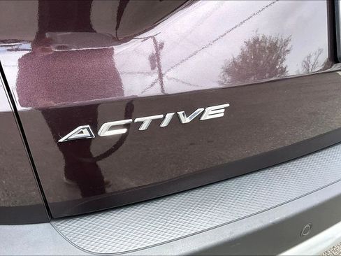 Used 2023 Ford Escape Active w/ Tech Pack #1 FWD image 27