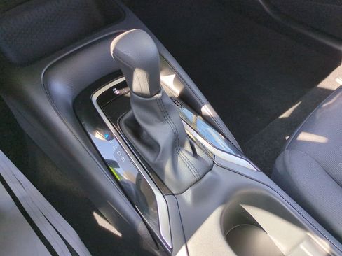 Used 2025 Toyota Corolla LE image 15