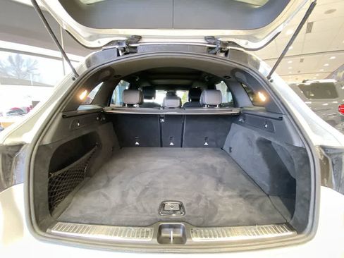 Used 2018 Mercedes-Benz GLC 300 4MATIC image 26