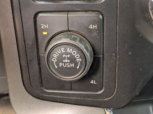 Used 2022 Ford F150 XLT w/ Equipment Group 301A Mid AWD/4WD image 18