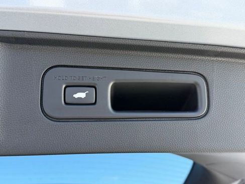 Certified 2025 Honda Pilot TrailSport image 23