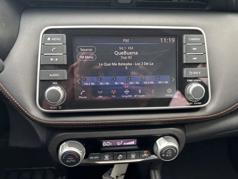 Used 2020 Nissan Kicks SR image 27