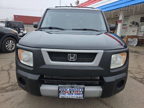 Used 2005 Honda Element EX image 4