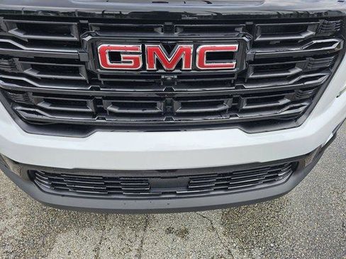 New 2026 GMC Acadia Elevation w/ Black Edition image 9