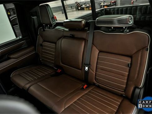 Certified 2024 GMC Sierra 2500 Denali Ultimate w/ Max Trailering Package image 15