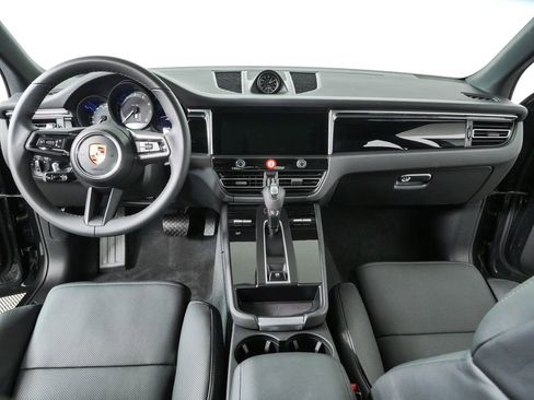New 2026 Porsche Macan AWD/4WD image 20