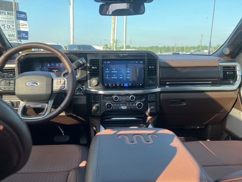 Used 2026 Ford F250 King Ranch AWD/4WD image 11