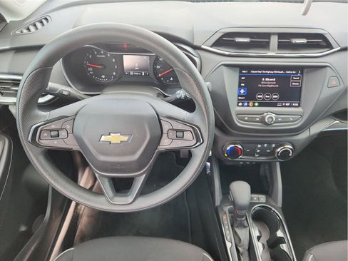 Used 2023 Chevrolet TrailBlazer LS AWD/4WD image 11