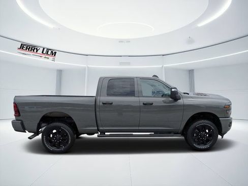 New 2026 RAM 2500 Tradesman AWD/4WD image 2