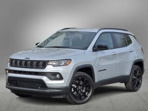 New 2026 Jeep Compass Latitude image 2