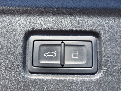 Certified 2025 Audi A6 e-tron Premium Plus w/ Premium Plus image 13