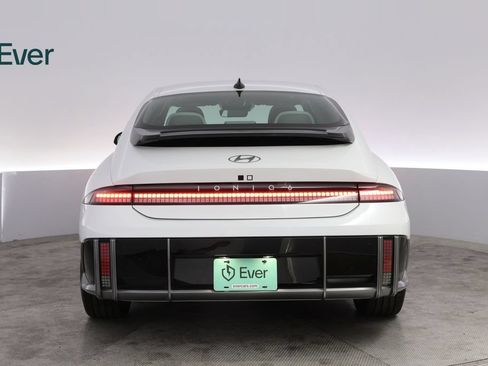 Used 2024 Hyundai Ioniq 6 SEL RWD image 15