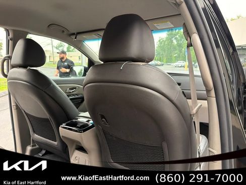 Used 2016 Kia Sedona EX FWD image 13
