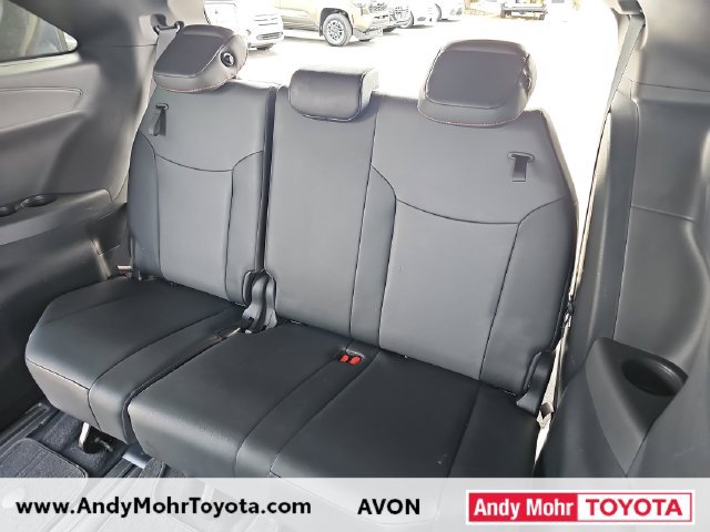 Used 2021 Toyota Sienna XSE FWD image 17
