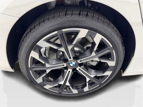 Used 2025 BMW 330i xDrive Sedan w/ Premium Package image 79