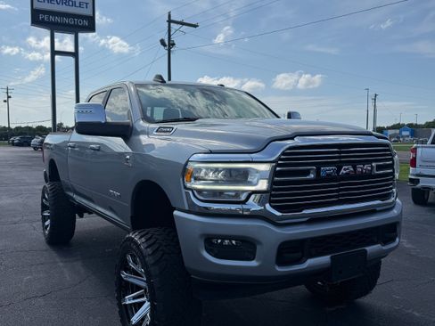 Used 2023 RAM 2500 Laramie AWD/4WD image 1