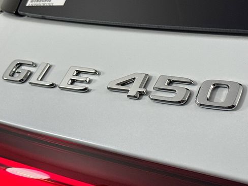 New 2026 Mercedes-Benz GLE 450 4MATIC image 8
