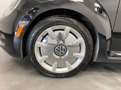 Used 2014 Volkswagen Beetle 2.5 image 18
