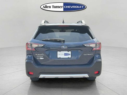 Used 2023 Subaru Outback Limited AWD/4WD image 5