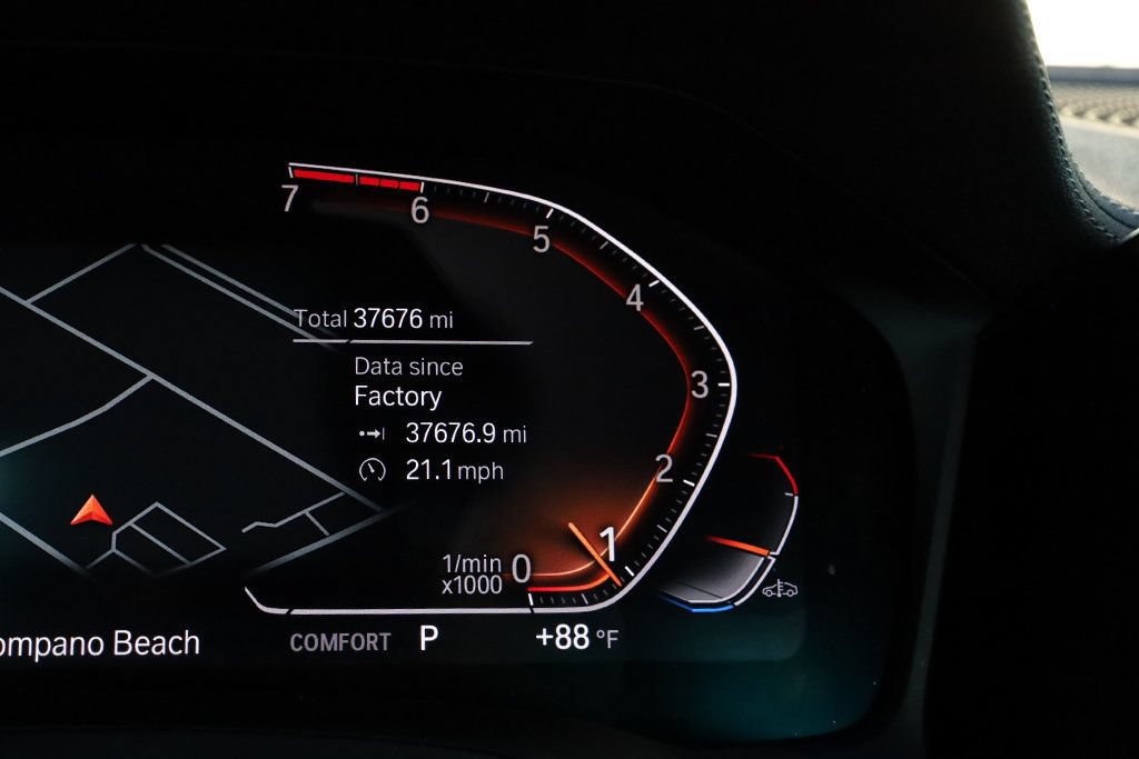 Used 2021 BMW 330i Sedan w/ M Sport Package RWD image 32