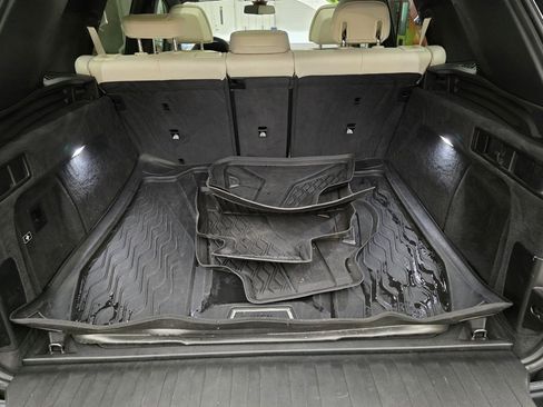 Used 2021 BMW X5 M50i w/ Premium Package image 43