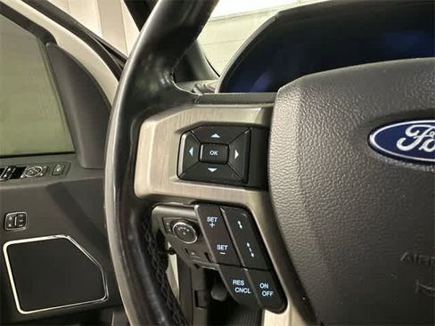 Used 2022 Ford F350 Platinum w/ FX4 Off-Road Package image 9