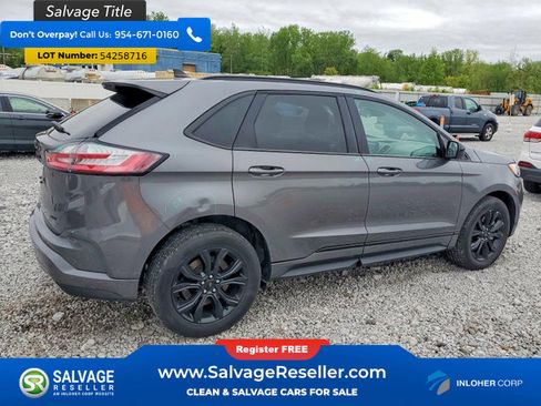 Used 2022 Ford Edge SE w/ Black Appearance Package AWD/4WD image 4