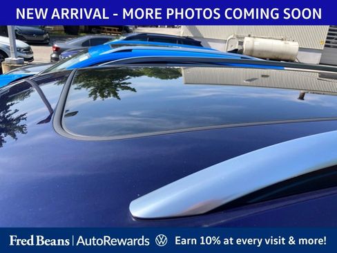 Used 2023 Volkswagen Tiguan SE w/ Panoramic Sunroof Package AWD/4WD image 8