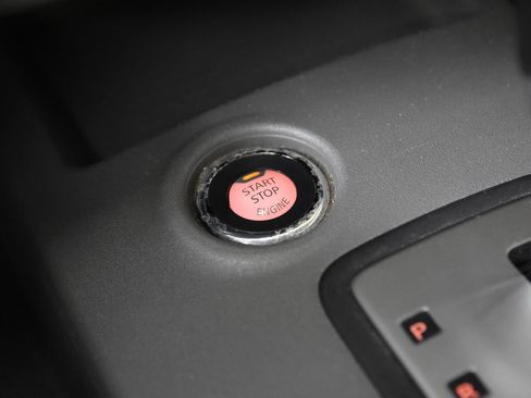 Used 2021 Nissan Frontier SV RWD image 27
