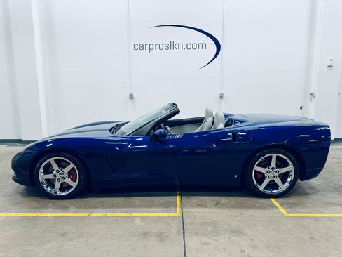 Used 2007 Chevrolet Corvette Convertible w/ Preferred Equipment Group image 4