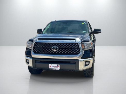 Used 2018 Toyota Tundra SR5 w/ SR5 Upgrade Package RWD image 2