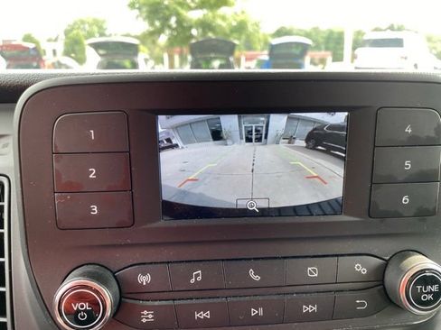 Used 2025 Ford Transit 250 Low Roof w/ Exterior Upgrade Package RWD image 21