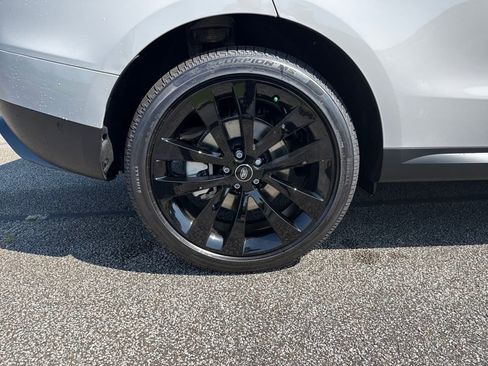 New 2025 Land Rover Range Rover Sport SE image 25