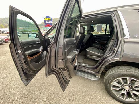 Used 2018 Chevrolet Tahoe LT image 15