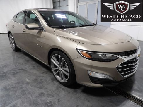 Used 2022 Chevrolet Malibu LT FWD image 1