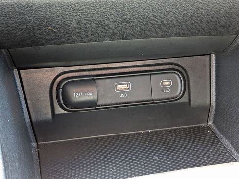 Used 2024 Kia Sportage LX image 24