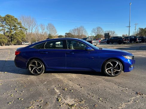 Used 2020 Honda Accord Sport image 7