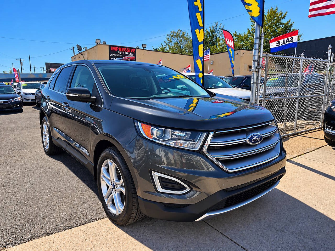 Used 2015 Ford Edge Titanium w/ Equipment Group 301A AWD/4WD image 4