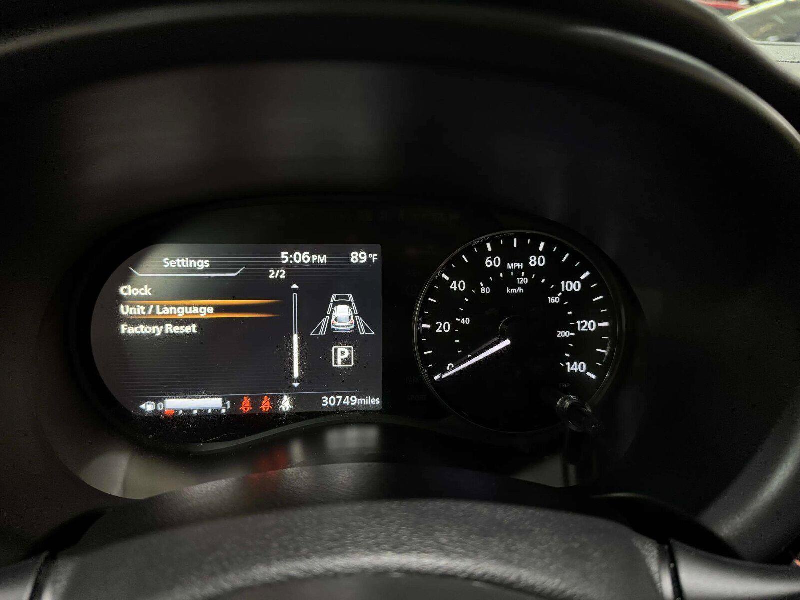 Used 2023 Nissan Kicks SR w/ SR Premium Package FWD image 31