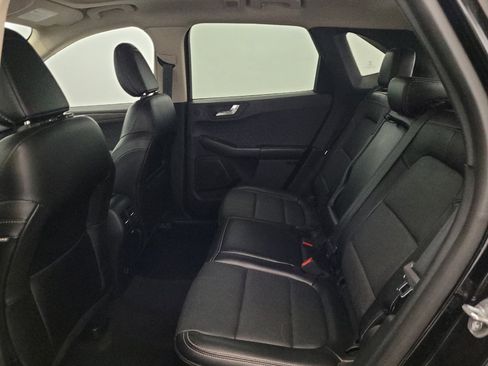 Used 2020 Ford Escape Titanium AWD/4WD image 18