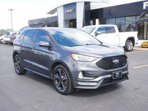 Used 2019 Ford Edge ST w/ Equipment Group 401A AWD/4WD image 2