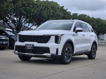 New 2026 Kia Sorento S w/ S Panoramic Sunroof Package