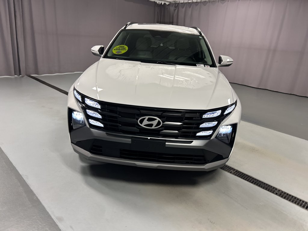 Used 2026 Hyundai Tucson SEL FWD image 2